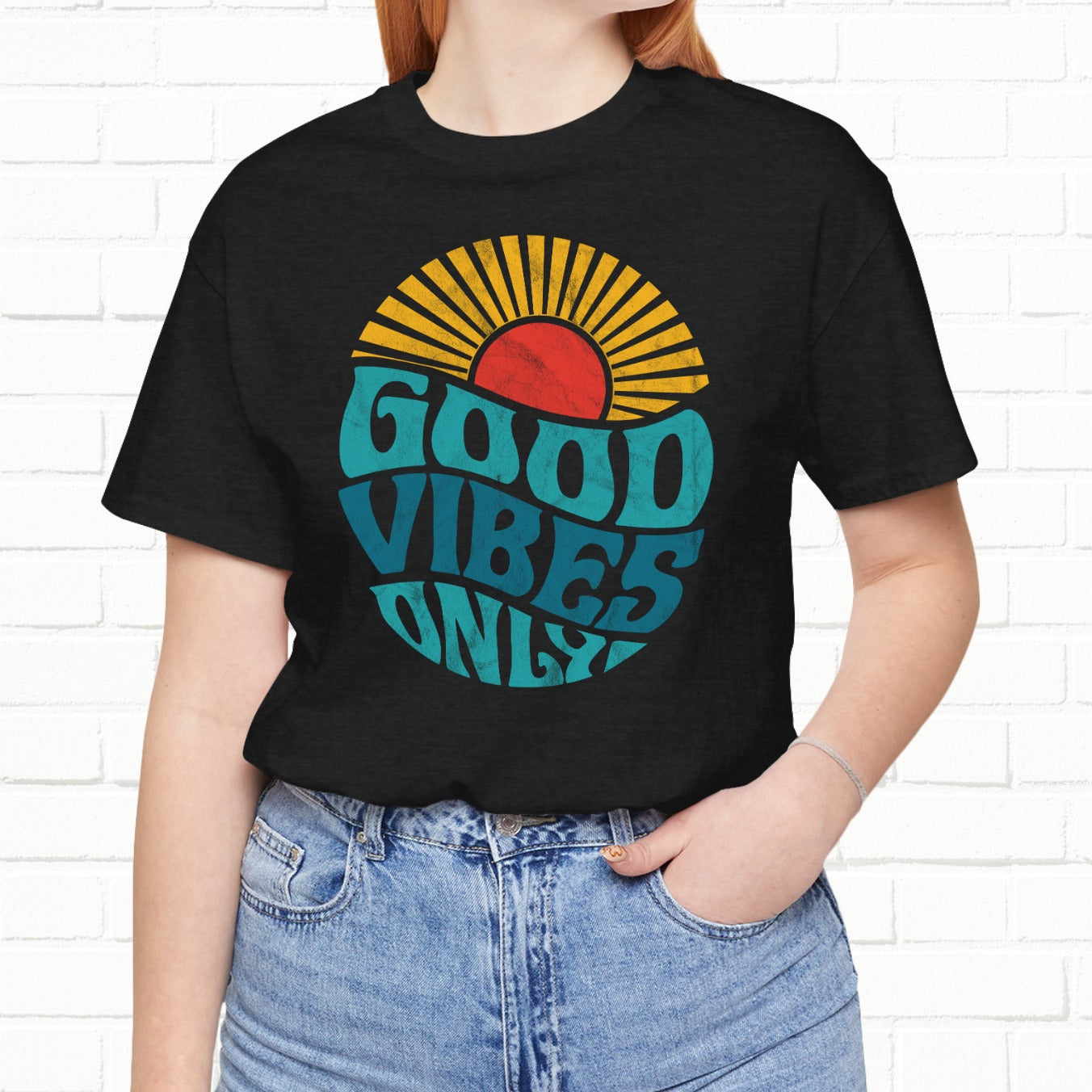 Good Vibes Only Retro Funky Sun T-Shirt
