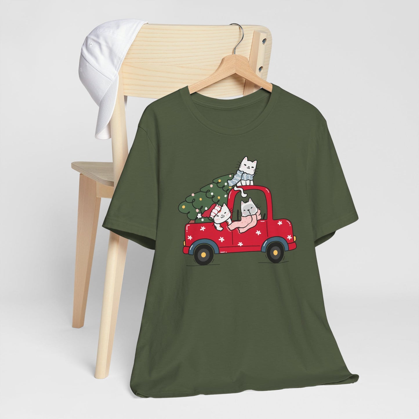 Christmas Tree Cats In Red Pickup Truck Funny Unisex T-Shirt