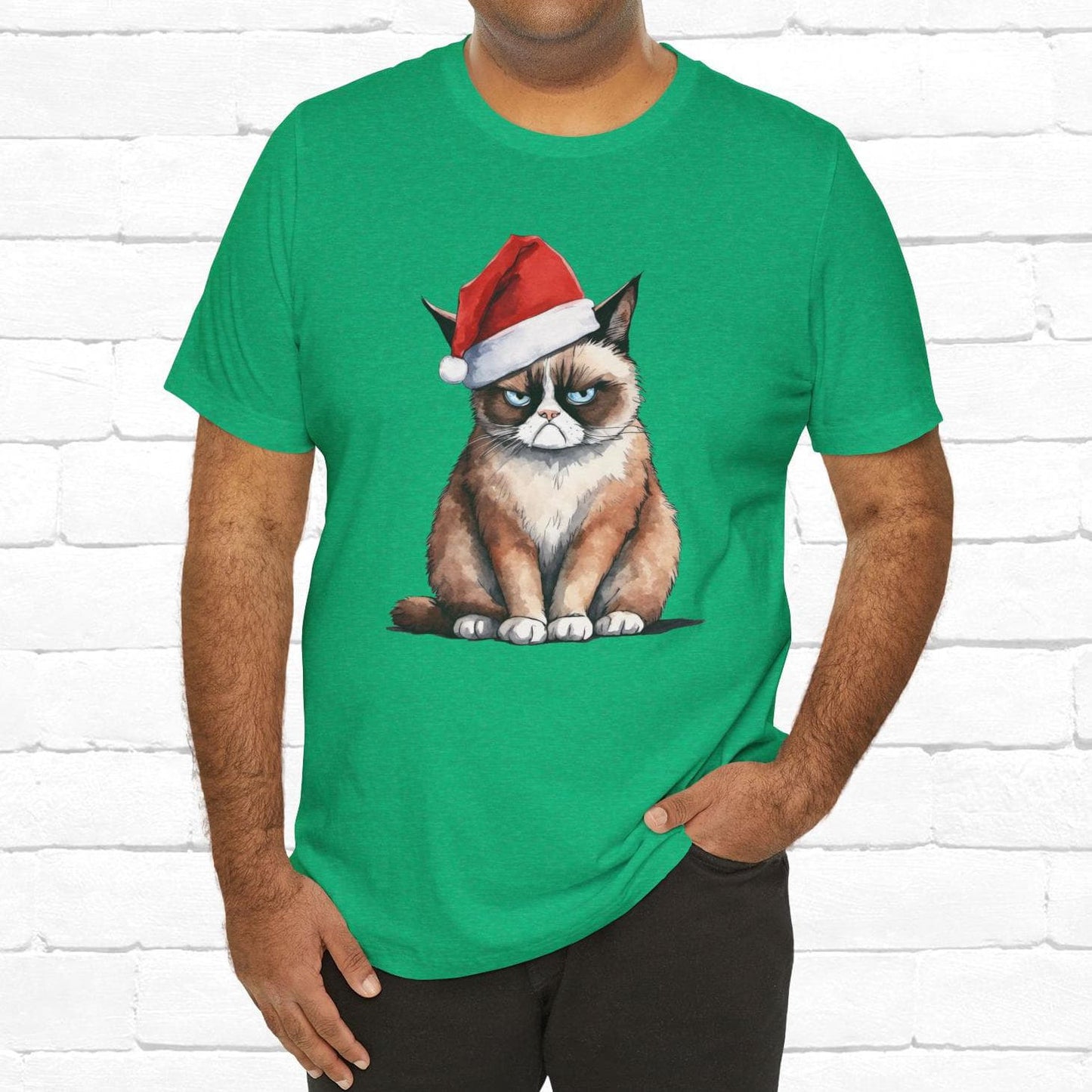 Grumpy Cat Wearing Santa Hat Funny Christmas Unisex T-Shirt