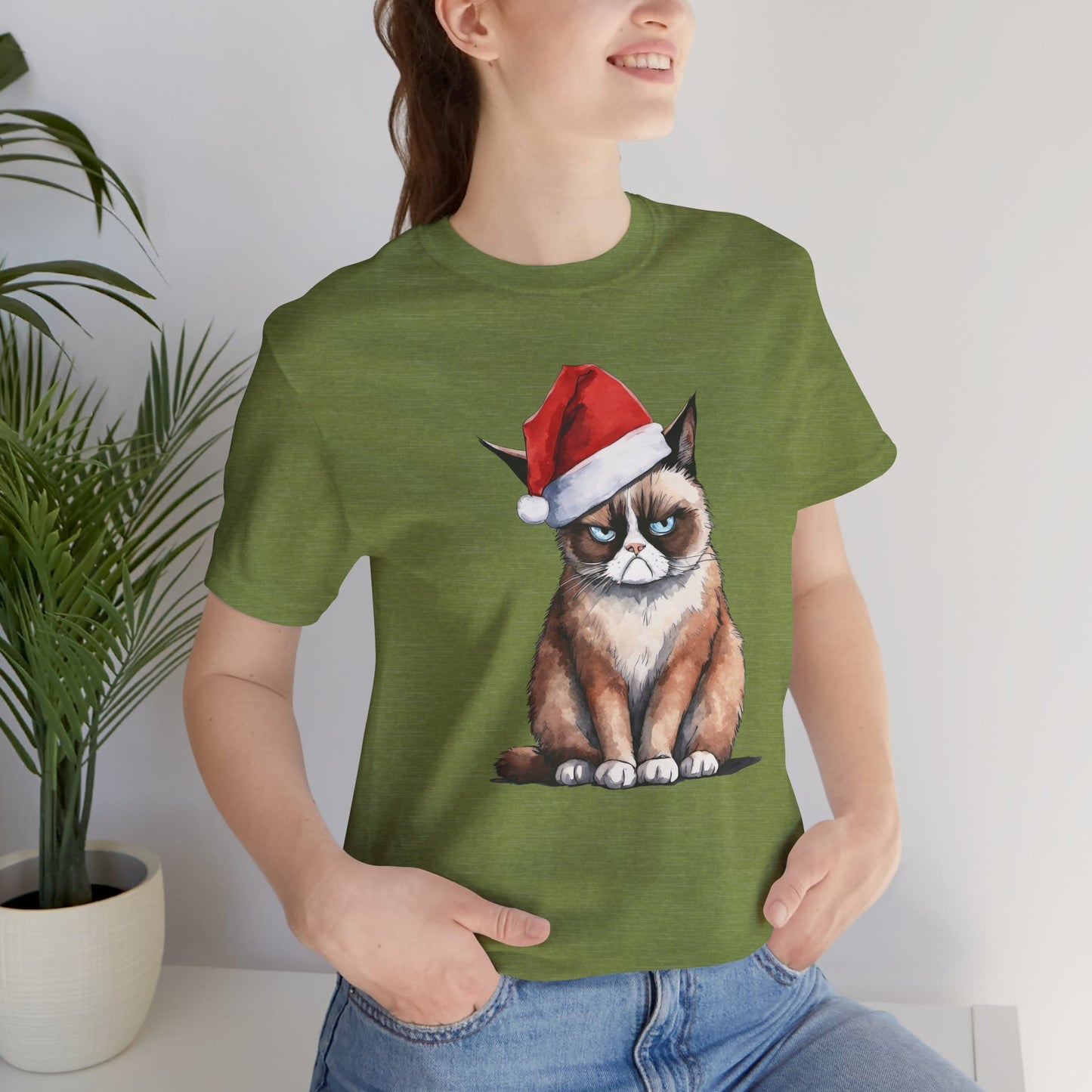 Grumpy Cat Wearing Santa Hat Funny Christmas Unisex T-Shirt