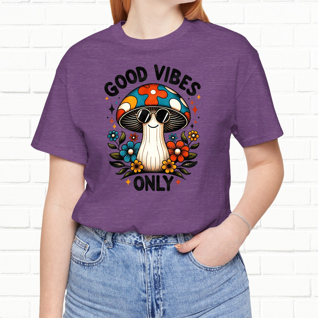 Good Vibes Only Groovy Mushroom Wearing Sunglasses Unisex T-Shirt