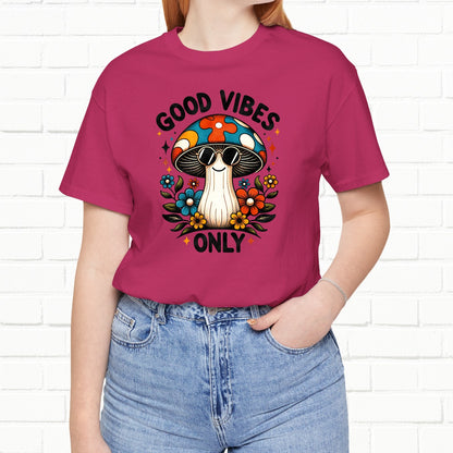 Good Vibes Only Groovy Mushroom Wearing Sunglasses Unisex T-Shirt