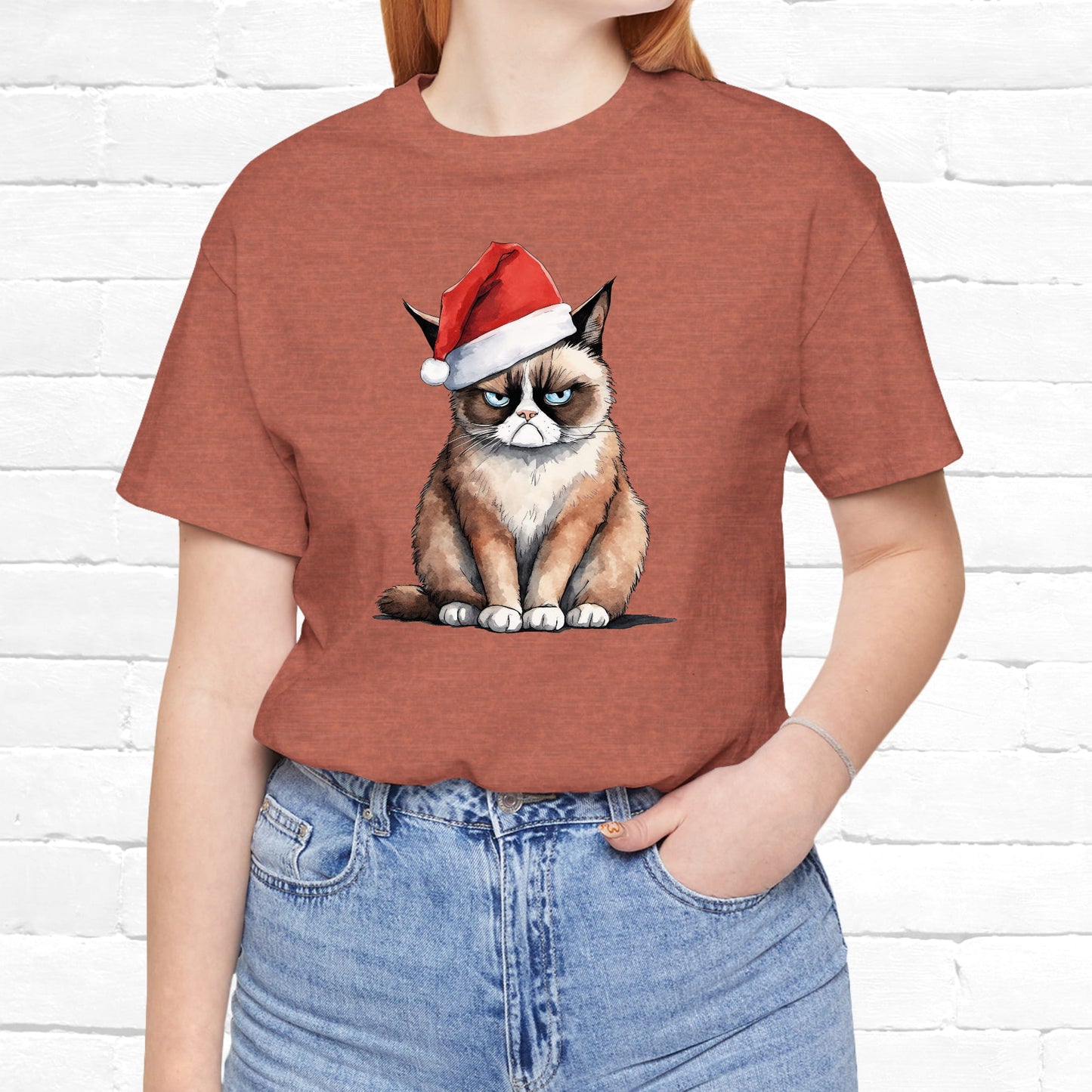 Grumpy Cat Wearing Santa Hat Funny Christmas Unisex T-Shirt