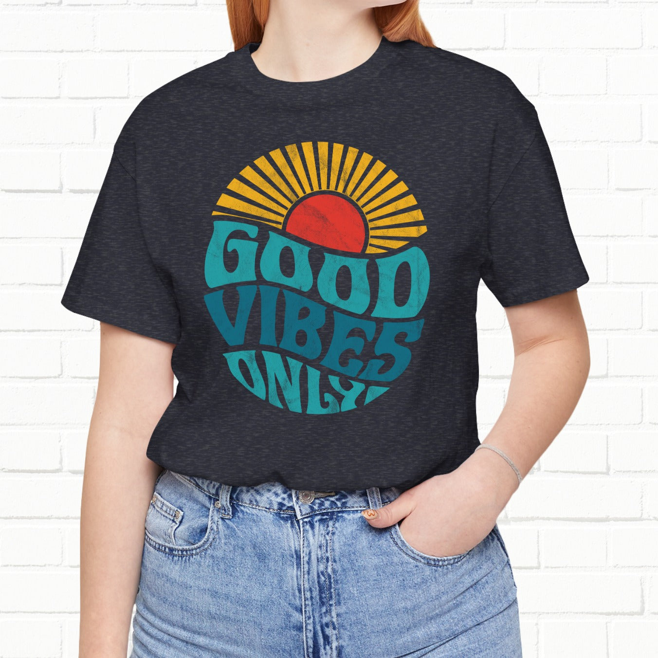 Good Vibes Only Retro Funky Sun T-Shirt