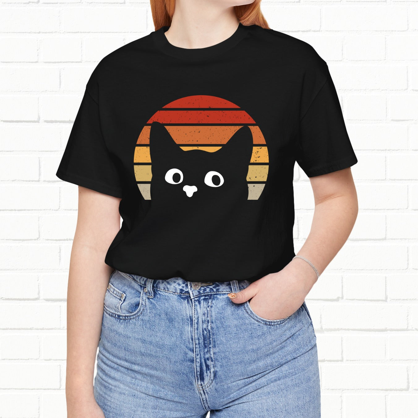 Funny Cat Staring Retro Sunset Goofy Cat Unisex T-Shirt