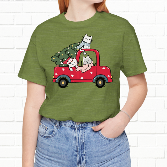Christmas Cats In Christmas Truck With Tree Funny Unisex T-Shirt